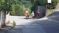 Jeseni bo Fiesa dobila prvi pločnik v svoji zgodovini in cesto brez 
lukenj. 
