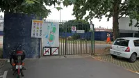 Severni vstop v športni park te dni že zaseda gradbišče zimskega 
bazena.