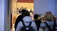 Fakultete urnike načrtujejo na način, da v predavalnicah ne bo 
gneče. 