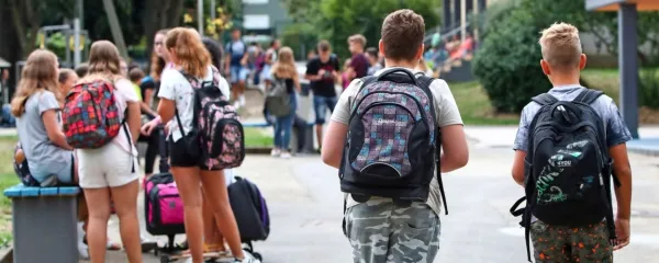 Hura, gremo v šolo!