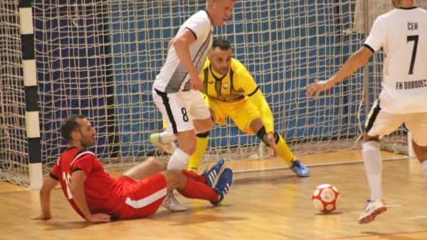 Za Oplast je bil blizu zadetku proti Dobovcu tudi sedeči Anže 
Širok.