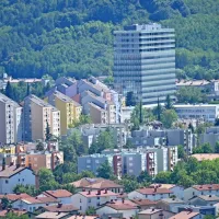  Tele približanje brez izreza 250 mm (375 mm)