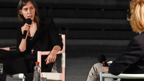 Nina Dragičević poudarja pomen branja in pisanja.    