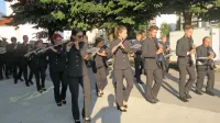Društvo godbenikov Cerkno s predsednikom Robijem Kuraltom je 
v težavnih razmerah odlično organiziralo peti Pihnfest. 