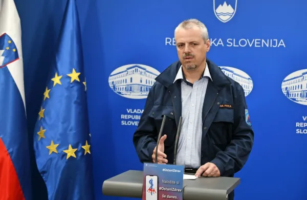 “Zdravniki so prekomerno obremenjeni, občani težko pridejo do 
telefonskega razgovora z zdravnikom, kar je resna težava,” je 
opozoril pivški župan Robert Smrdelj.