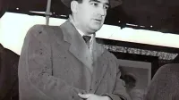 Boris Šnuderl (1926-2020) ob splovitvi ladje Trbovlje leta 1959.