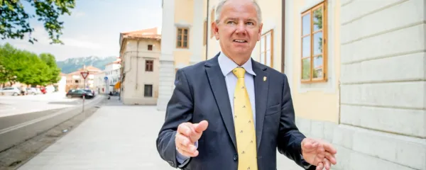 Danilo Zavrtanik, ki Univerzo v Novi Gorici  vodi vse od začetka, meni, da je ustanova pripravljena za novo generacijo. 