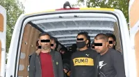 Na Celjskem so prestregli kombi, v katerem je bilo  34 ilegalnih 
migrantov.