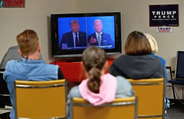 Prvo soočenje med Donaldom Trumpom in Joejem Bidnom je bil 
v ZDA, pa tudi drugod po svetu,  težko pričakovan dogodek.