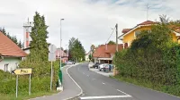 Pri gostinskem lokalu Caffe Zeko pri Zavrču naj bi Primorki 
“pobrali” tri tujce brez dokumentov za vstop v Evropsko unijo. 