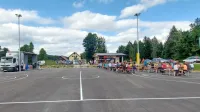 Po desetletju zapletov je bila otvoritev športnega igrišča v Zadlogu 
velik praznik za vaščane.