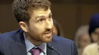 Tristan Harris, tako imenovana vest Silicijeve doline, zadnja leta 
vodi Center za humane tehnologije in se bori proti zlorabam na 
spletu.