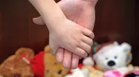 10-ka mladim nudi umik na varno