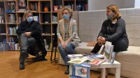  Knjižni program založbe so v Tržaškem knjižnem središču predstavili (z leve) Ace Mermolja, Martina Kafol in Alina Carli. 