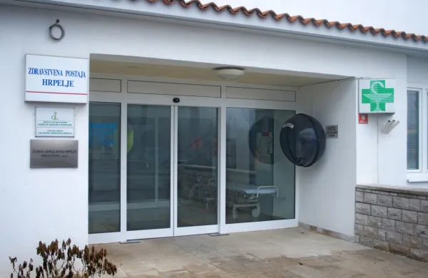 Zdravstvena postaja Hrpelje bo zaradi razkuževanja prostorov in 
preprečevanja okužbe z virusom covid-19 zaprta do četrtka 
zjutraj. 