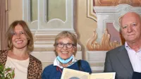 Častne  Valvasorjeve nagrade so se razveselili (z leve): Ana 
Hawlina, Katja Roš in Radovan Lipušček.