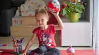 Triletna Lea je prava borka, pravi njena mamica Simona Jerebič.