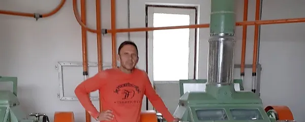 Koprčan Marino Fattori je navkljub težkim razmeram, ki so do 
nedavnega hromile to branžo, mlinarstvu zapisan z vsem srcem.