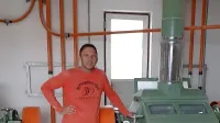 Koprčan Marino Fattori je navkljub težkim razmeram, ki so do 
nedavnega hromile to branžo, mlinarstvu zapisan z vsem srcem.