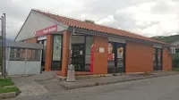 Mlinotest ostaja  najemnik trgovine v Sv. Antonu, komu so jo 
prodali, pa v Mercatorju še ne želijo razkriti. 