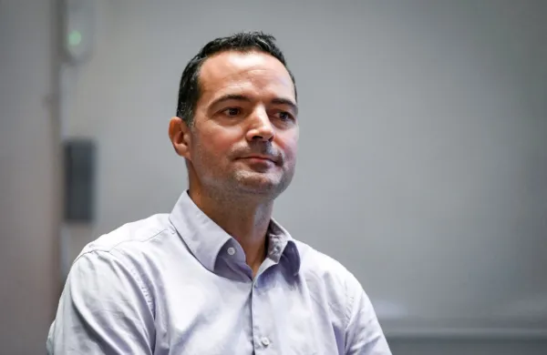 Profesor na fakulteti za šport Gregor Starc: “Zaradi umanjkanja 
telesne aktivnosti otrok in mladostnikov v prvem valu je njihova 
splošna vzdržljivost močno padla.” 