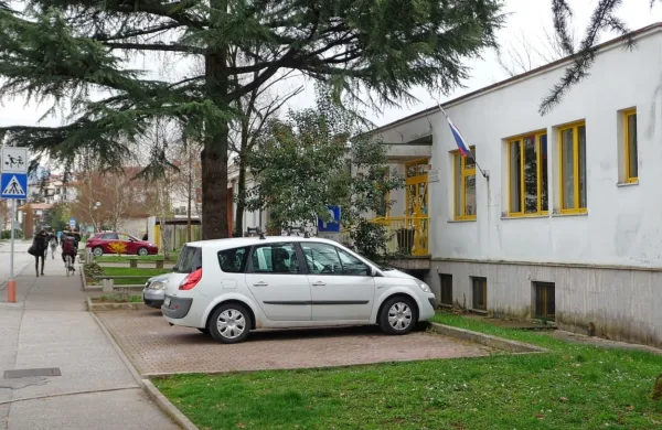 V Novi Gorici je bilo včeraj v vrtcu 53 otrok v nujnem varstvu. 
