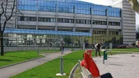 Onkološki inštitut  sporoča, da delajo nemoteno, a pod strogimi 
varnostnimi ukrepi.