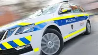 Novogoriška policista sta prihitela na  kraj, kjer je moški kršil javni 
red in mir in naletela na vse prej kot gostoljuben odnos. 
