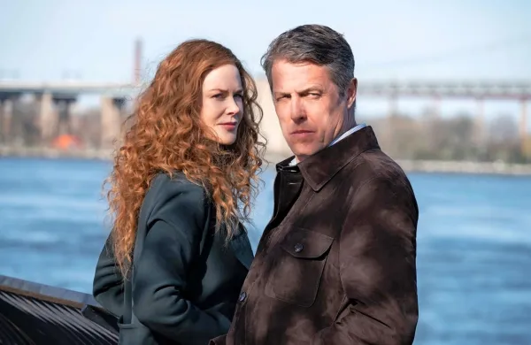 V ospredju šestdelne nadaljevanke Zlom je odnos med zakoncema 
Grace (Nicole Kidman) in Jonathanom (Hugh Grant), ki se znajde 
na hudi preizkušnji.