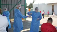 Po nasvetu NIJZ so  septembra  množično testiranje zaposlenih izpeljali kar na sedežu družbe Pivka 
perutninarstvo.

