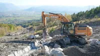 Država je letos za nadaljevanje sanacije zagotovila 2,3 milijona 
evrov, v dvajsetih letih pa že 15,3 milijona evrov. 