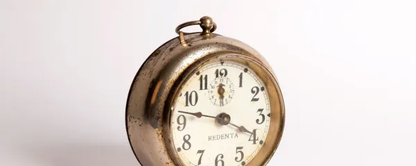 Budilka Redenta, omejena serija budilke Veglia