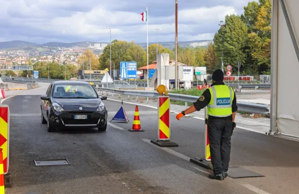 Kako bo policija preverjala razloge za dvourno prečkanje meje?