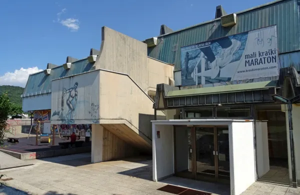Ko so skušali formalizirati brezplačno uporabo športnih objektov 
za tekme tistih klubov in društev, ki so izvajalci letnega programa 
športa v sežanski občini, se je zapletlo. 