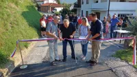 V občini so letos izpeljali  več manjših projektov. V zaselku Kotišče 
v Bukovici so     denimo odprli na novo asfaltirano cesto, ki je pred 
tem veljala za “najslabšo cesto v občini”. 