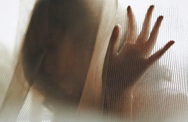 Bruseljska policija prekinila orgijo diplomatov in evropskega poslanca