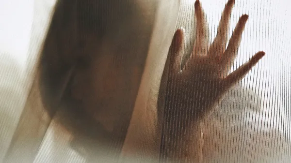 Bruseljska policija prekinila orgijo diplomatov in evropskega poslanca