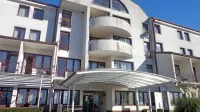 Po rednem testiranju vseh stanovalcev so v teh dneh v  Domu 
starejših občanov Ilirska Bistrica odkrili še 29 novih okužb s 
covidom-19 med stanovalci.