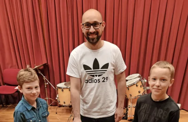 Matevž Markič in Vito Grohar z mentorjem Urošem Nemaničem