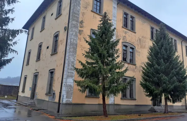 Ilirskobistriška kulturna dediščina, ki zdaj zaradi pomanjkanja 
prostorov konča tudi na smetiščih, bo morda našla domovanje  v 
nekdanji vojašnici.