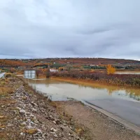 Poplavljena in za promet zaprta cesta čez Srmin med Koprom in 
Ankaranom