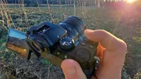 Digitalni fotoaparat Fujifilm X-S10 je opremljen z vsem, kar 
potrebujejo vlogerji.