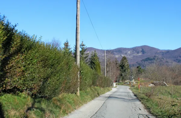 V ajdovski občini je po novem seznamu 282,4 kilometra kategoriziranih občinskih cest.