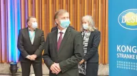 Karl Erjavec naj bi postal mandatar za sestavo vlade v tako 
imenovani koaliciji ustavnega loka.