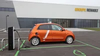Ko so v Revozu v polni postavi, lahko izdelajo kar 750 twingov 
electric. Poleg tega  skrbijo še za proizvodnjo clia in električnega 
smarta forfour EQ.