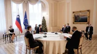 Predsedniki države, državnega zbora, vlade in državnega sveta se 
pred novim letom srečujejo že od leta 2014. 