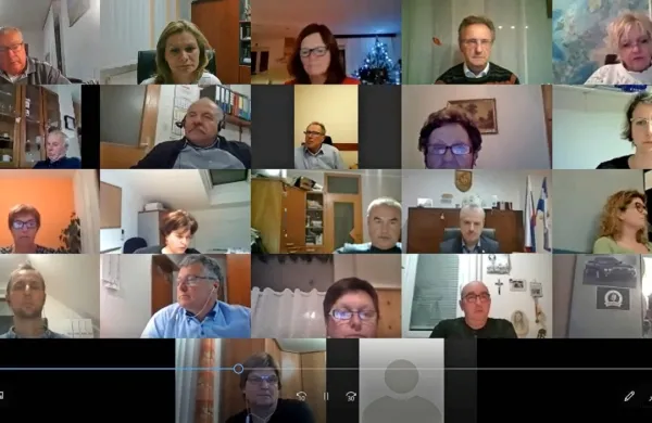 Pivški občinski svet se je tudi tokrat zbral na spletni seji in sprejel 
proračun za leto 2021.  