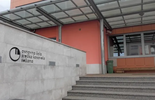 Da se  ne bi kaj zapletlo, je svet šole začel postopek imenovanja 
novega ravnatelja  zgodaj.