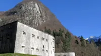 V soteski pod trdnjavo Kluže bodo uredili pot nad reko Koritnico z 
novo brvjo, morda tudi s predorom  in razglednimi platoji. 