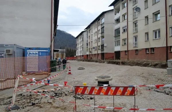 Prometna ureditev soseske Koreja zaradi gradnje vrtca, s katero 
stanovalci niso zadovoljni, naj bi stala okrog 60.000 evrov.